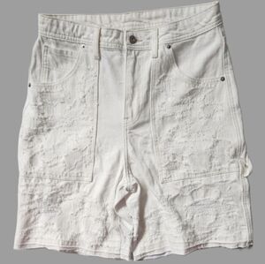 Nwot‎ Textured Rip Cargo Style White Shorts